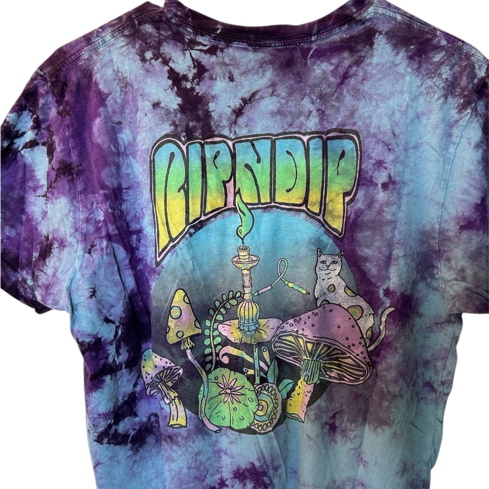 Ripndip Tie-Dye Pocket Tee with cat and mushroom graphics unisex medium